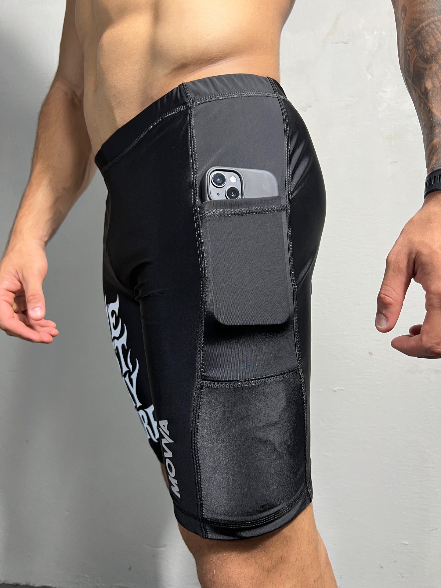 KIT 2 BERMUDAS - 01 COMPRESSÃO + 01 DUPLO MOVVA