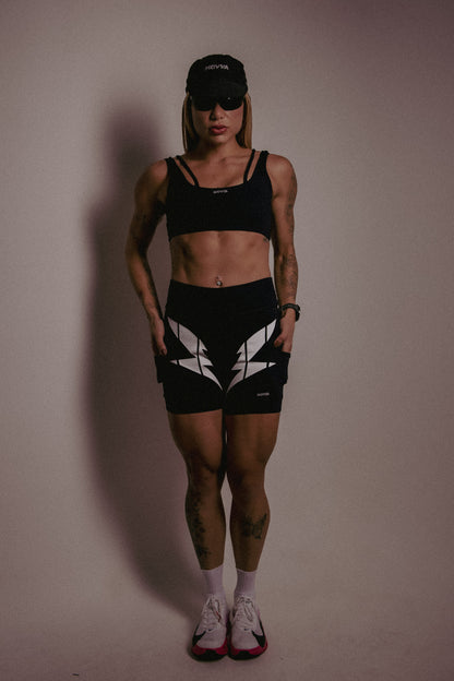 Conjunto Night Voltage Feminino em uso